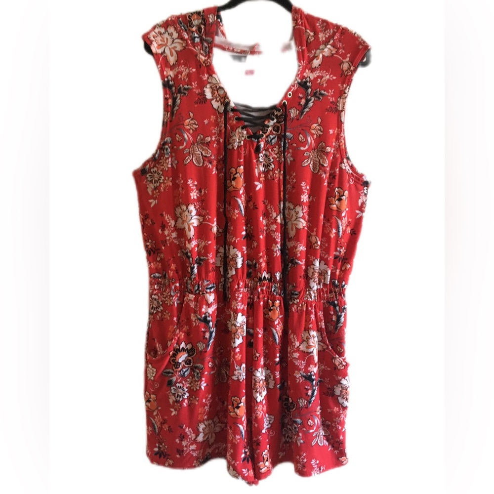 Red Floral Summer Romper 1-Piece Culotte Woman's XXXL/3XG Sleeveless NWOT